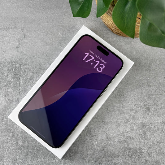 Apple iPhone 15 Pro Max Natural Titanium (Unlocked)