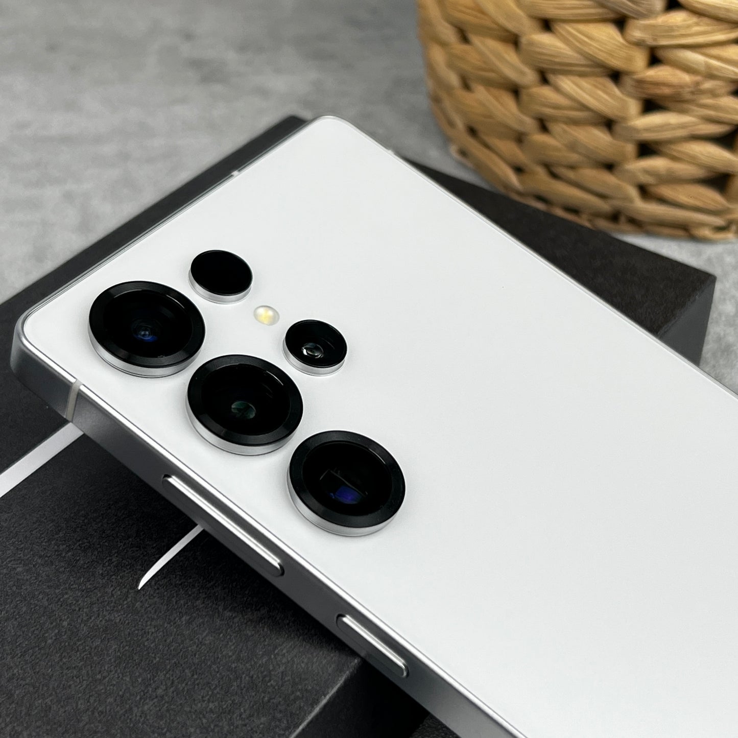 Samsung Galaxy S25 Ultra Titanium Whitesilver (Unlocked)