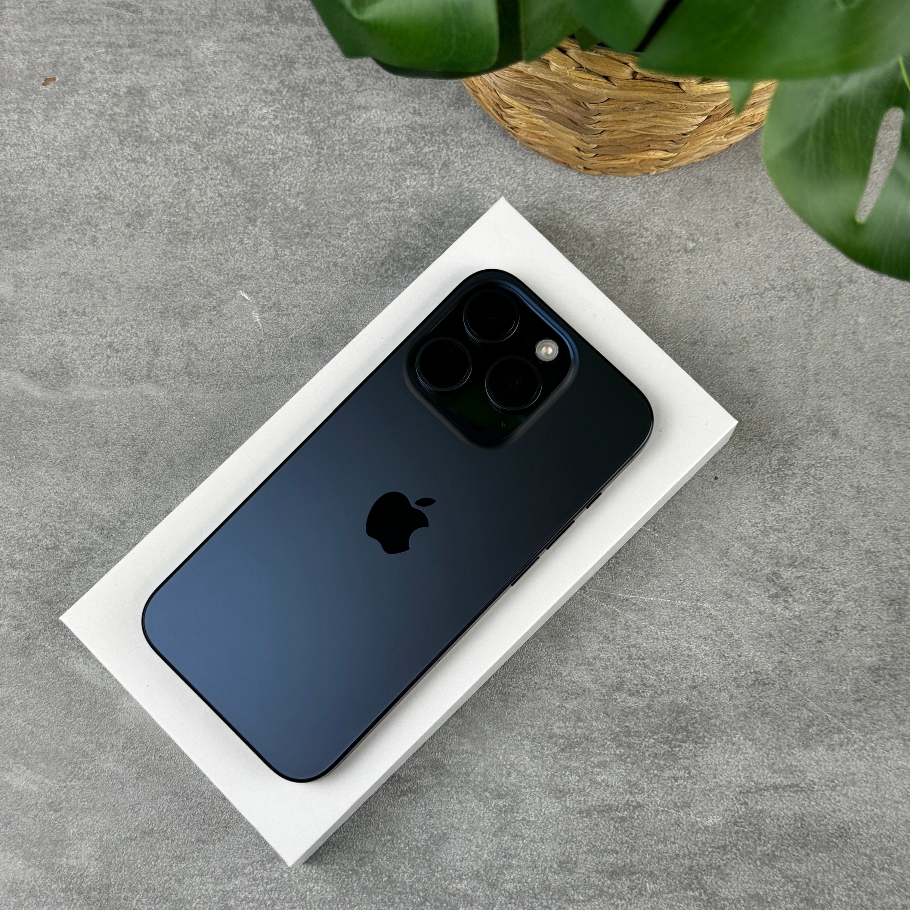 Shop Apple iPhone 15 Pro | Refurbished Phones Haverhill – Calatech
