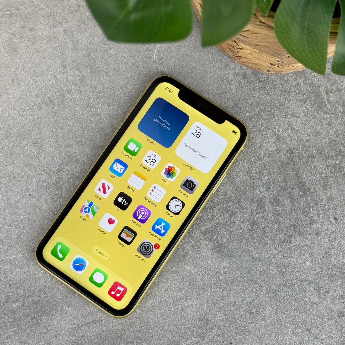 Apple iPhone 11 Yellow (Unlocked)