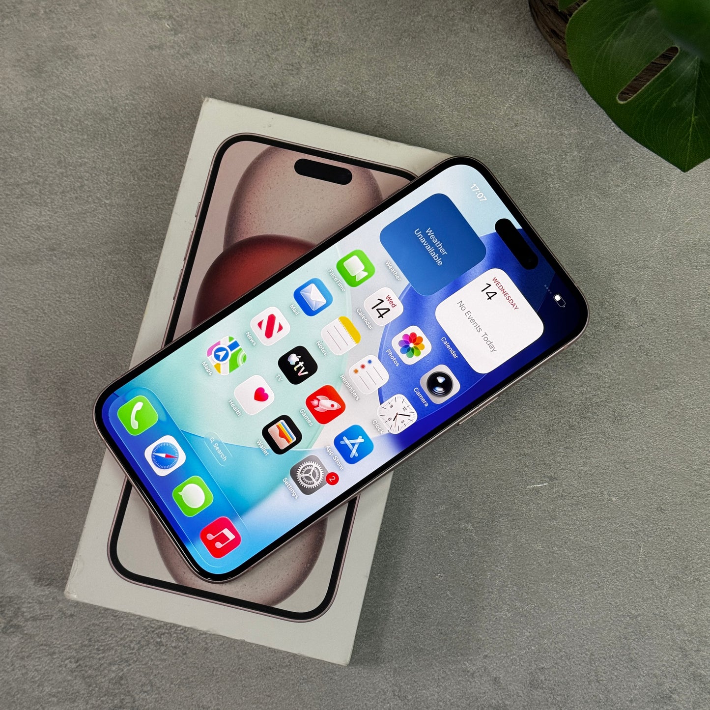 Apple iPhone 15 Plus Pink (Unlocked)