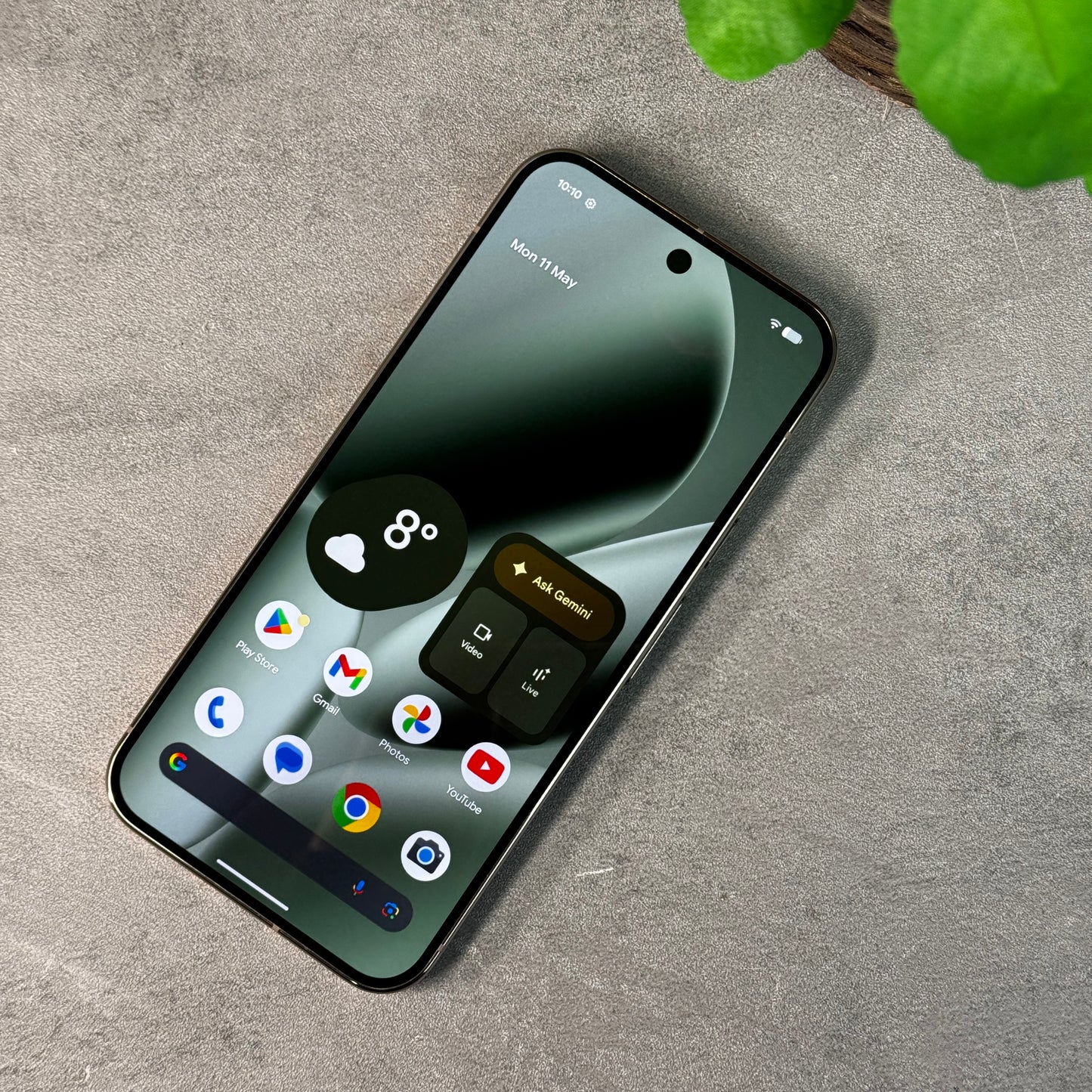 Google Pixel 10 Pro XL Jade (Unlocked)