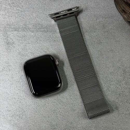 Apple Watch Series 9 41mm GPS Stainless Steel Silver with Apple Milanese Loop(Unlocked)