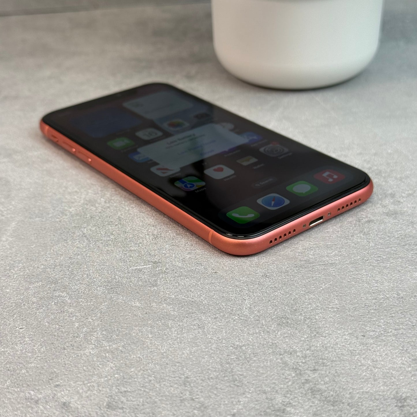 Apple iPhone XR 64GB Coral (Unlocked)