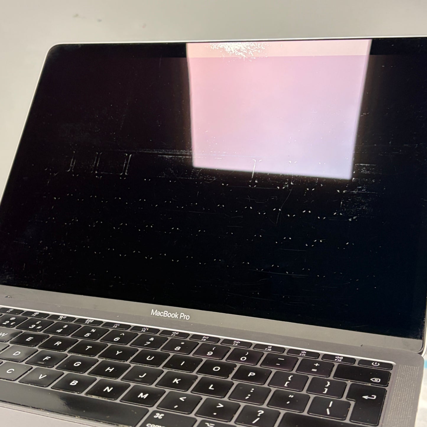 Apple MacBook Pro 13-Inch 2016 i7 16GB RAM