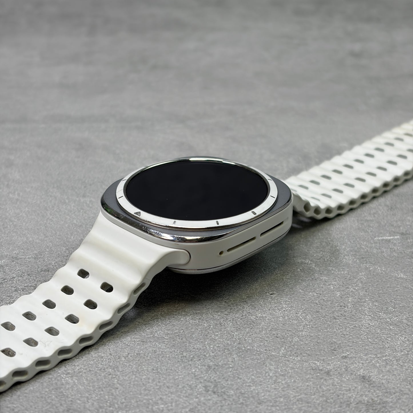 Samsung Galaxy Watch Ultra LTE Titanium White 2025 (SM-L705)