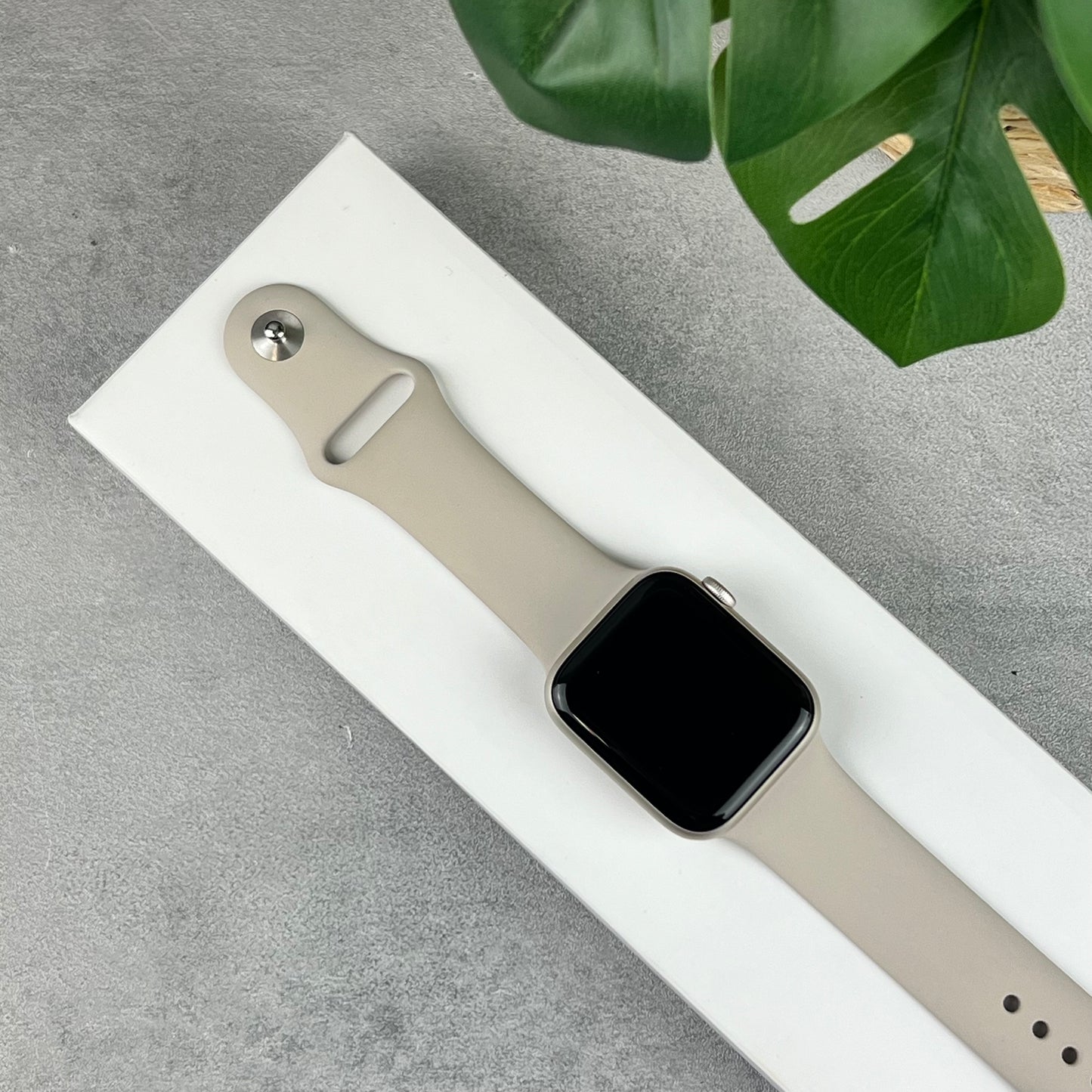 Apple Watch SE (2nd Gen) 40mm Starlight