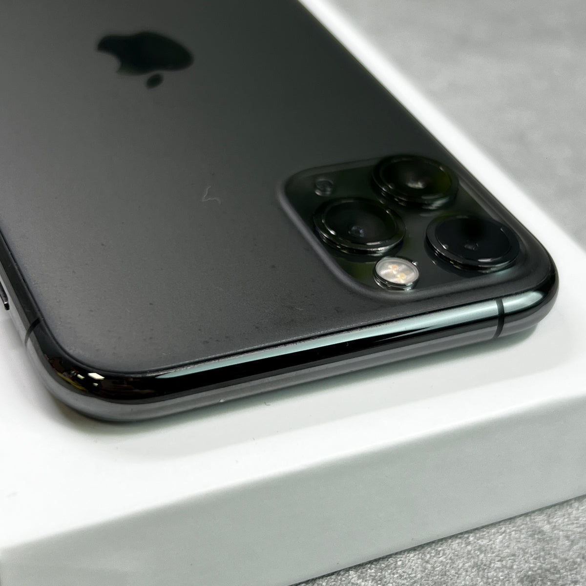 Apple iPhone 11 Pro 64GB Black (Unlocked)