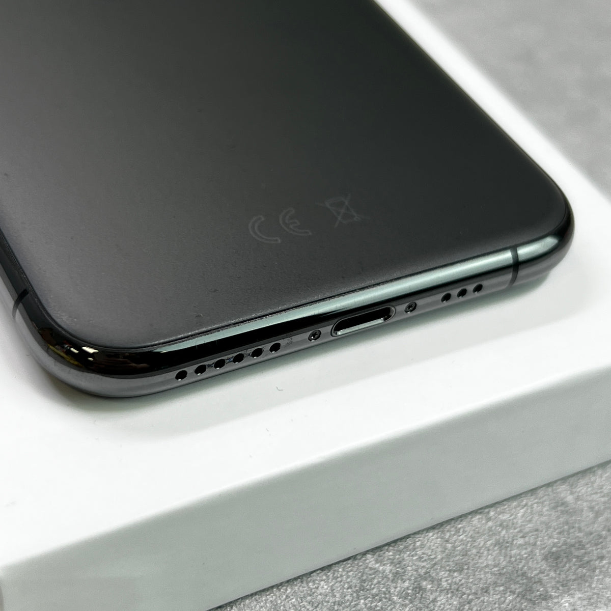 Apple iPhone 11 Pro 64GB Black (Unlocked)