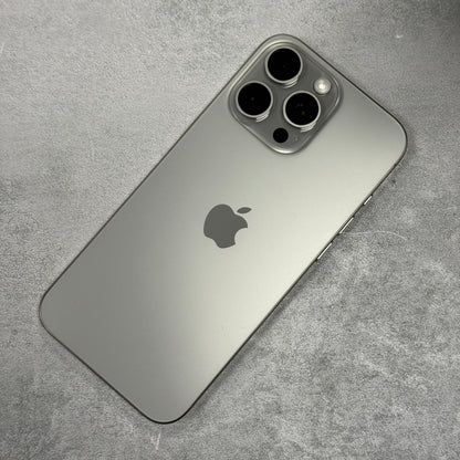 Apple iPhone 16 Pro Natural Titanium (Unlocked)