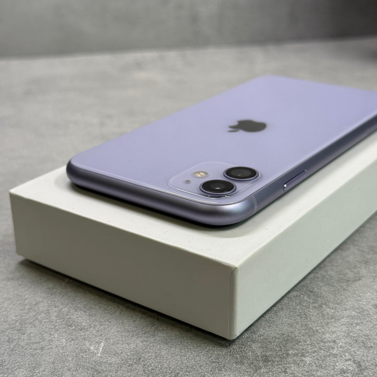 Apple iPhone 11 128GB Purple (Unlocked)