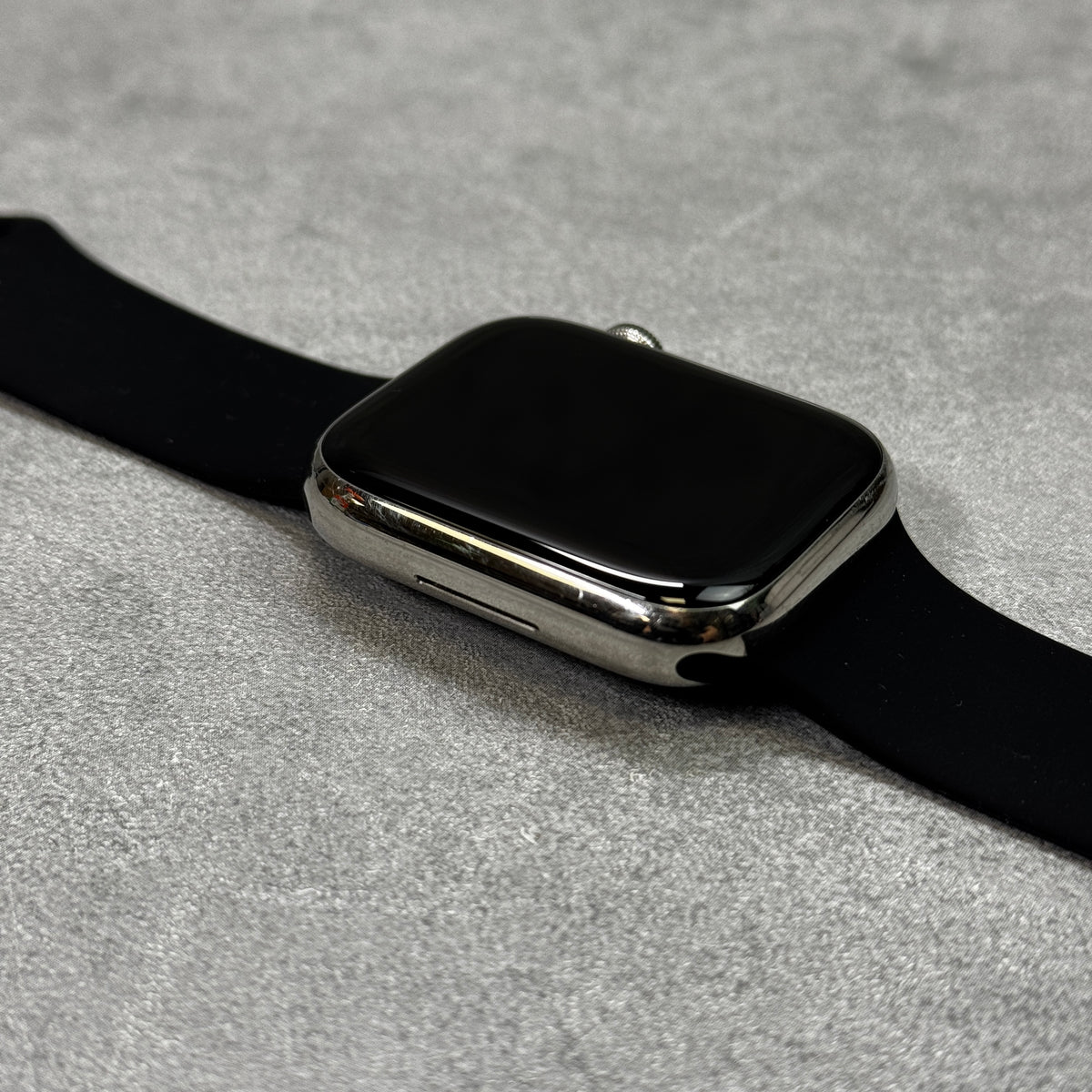 Apple Watch Series 7 45mm GPS + Cellular (Stainless) 32GB Silver (Unlocked)