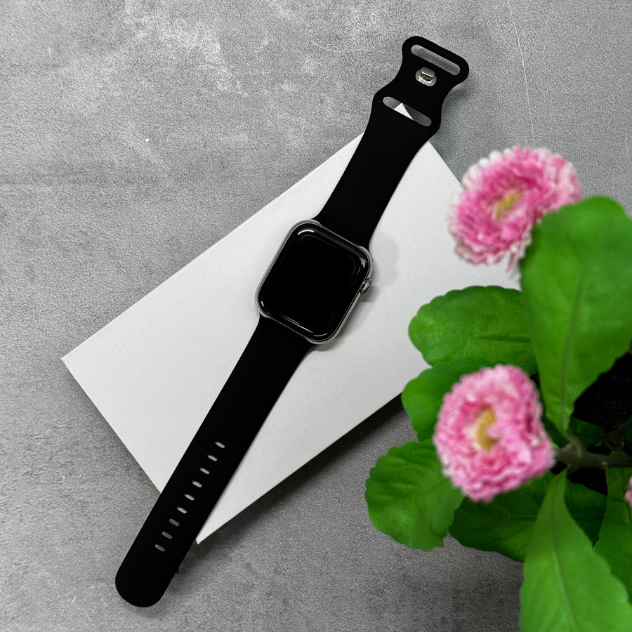 Apple Watch Series 7 45mm GPS + Cellular (Stainless) 32GB Silver – Unit 0950 (Unlocked)