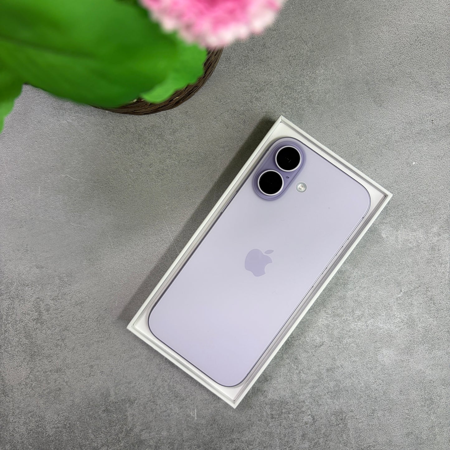 Apple iPhone 17 Purple (Unlocked)