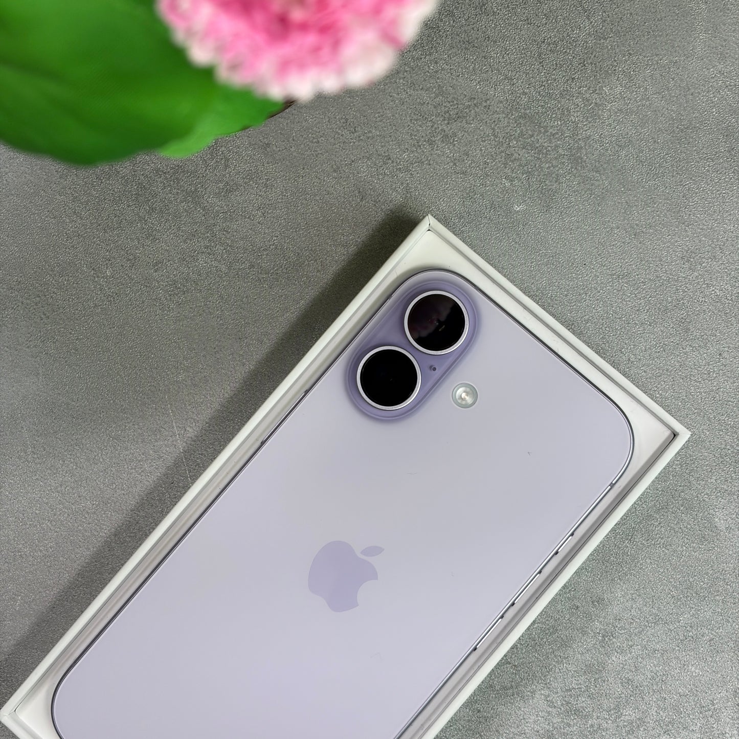 Apple iPhone 17 Purple (Unlocked)