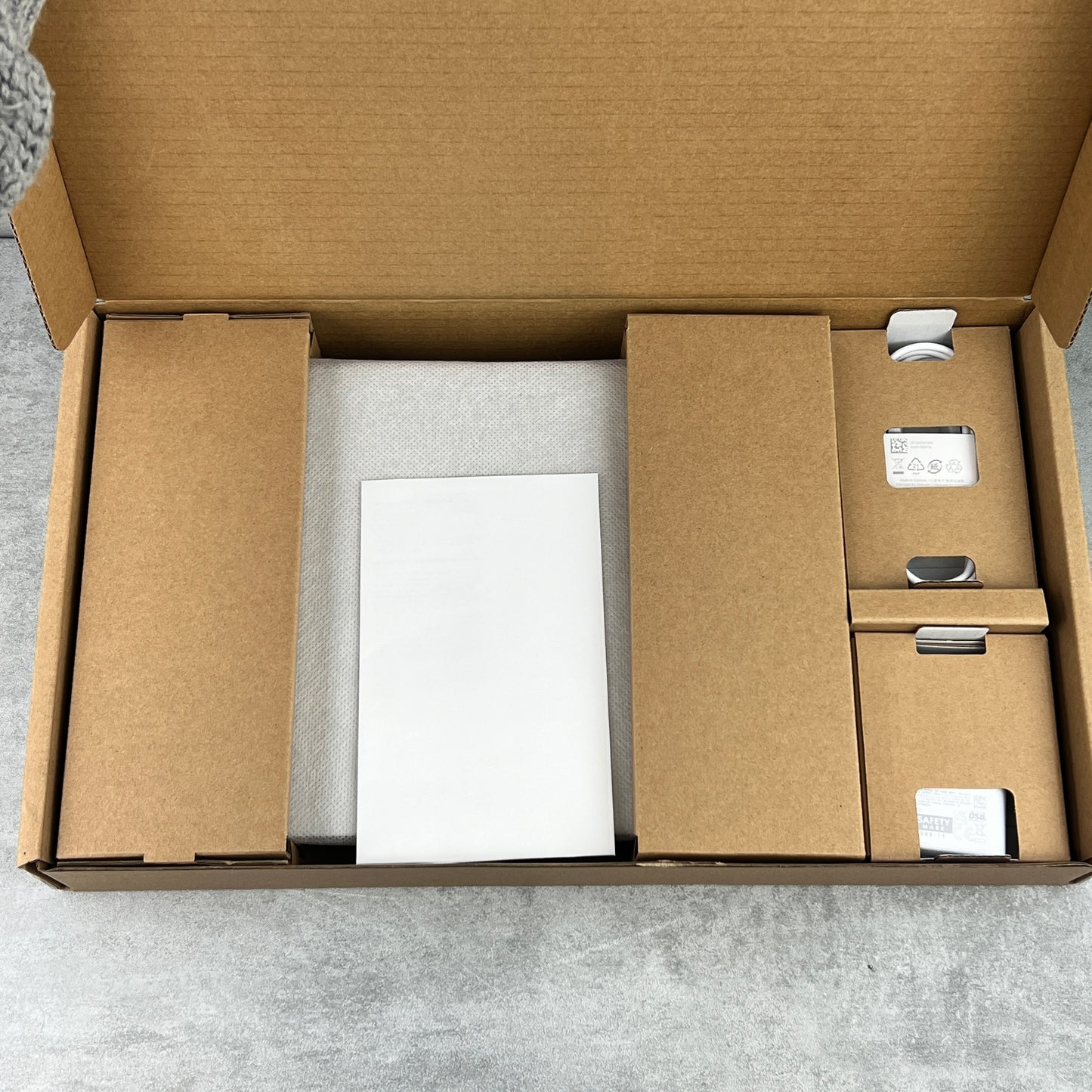 Samsung Galaxy Chromebook Go 64GB Silver