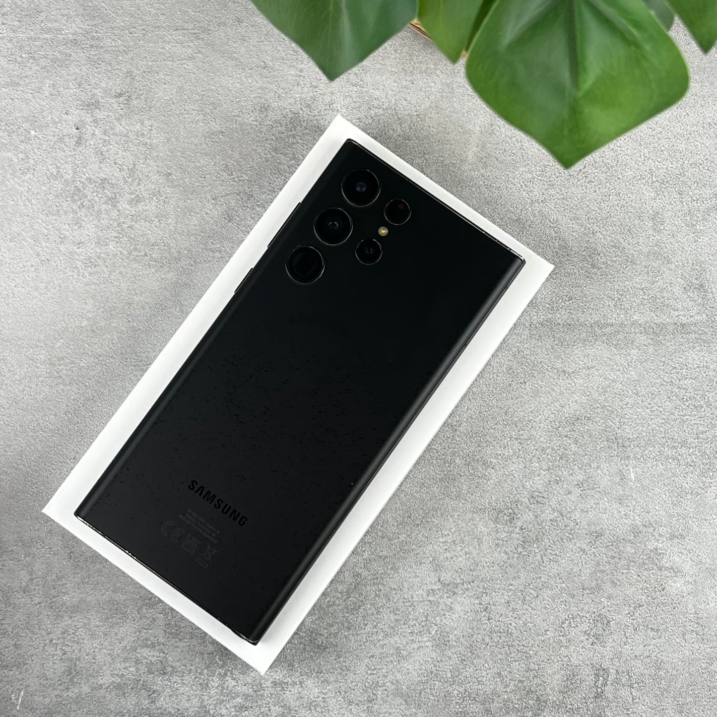 Samsung Galaxy S22 Ultra Black (Unlocked)