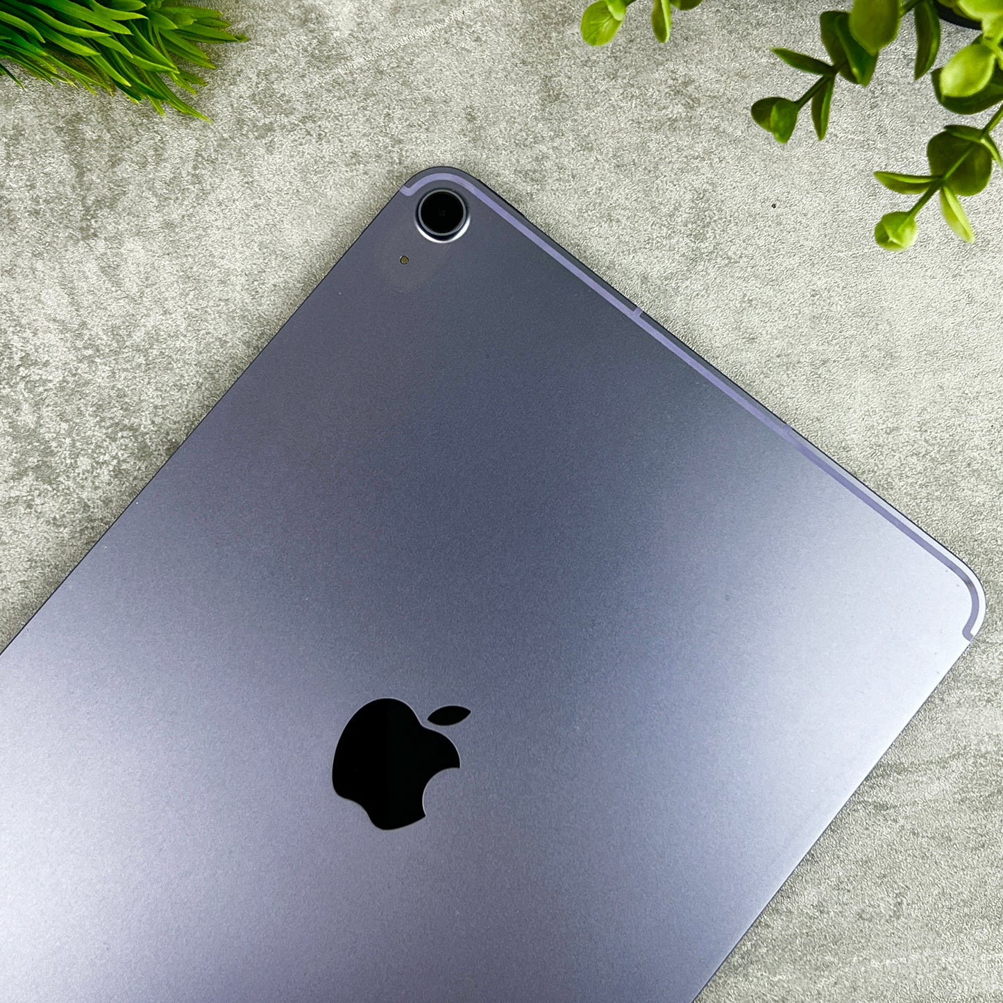 Apple iPad Air 5th Gen 64GB Purple