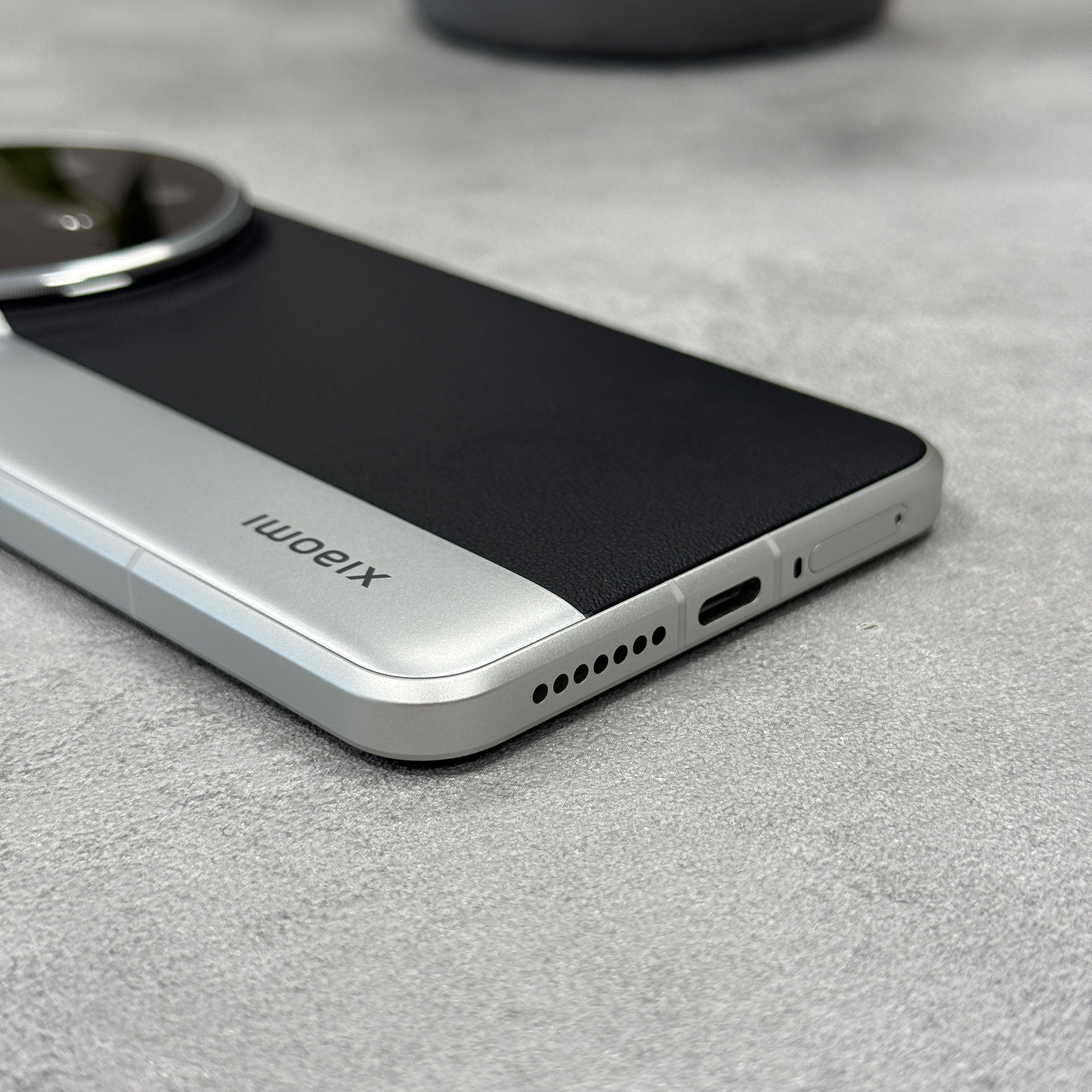 Shop Xiaomi 15 Ultra (1TB) | Refurbished Phones Haverhill – Calatech