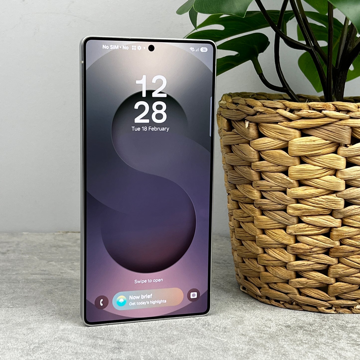 Samsung Galaxy S25 Ultra Titanium Whitesilver (Unlocked)