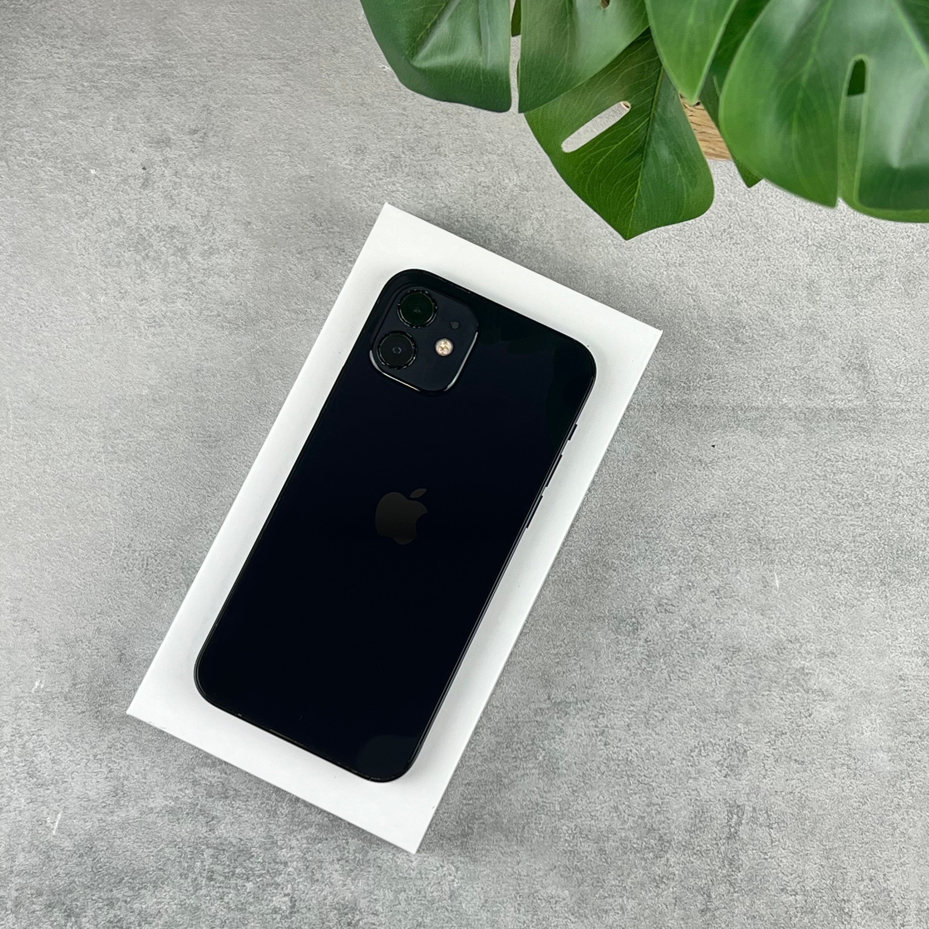 Shop Apple iPhone 12 Black | Refurbished Phones Haverhill – Calatech