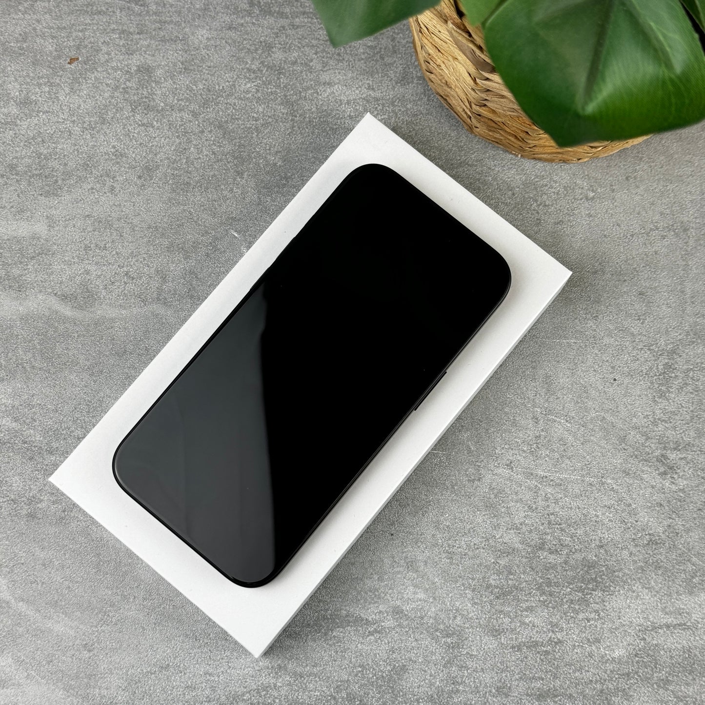 Apple iPhone 15 Black (Unlocked)