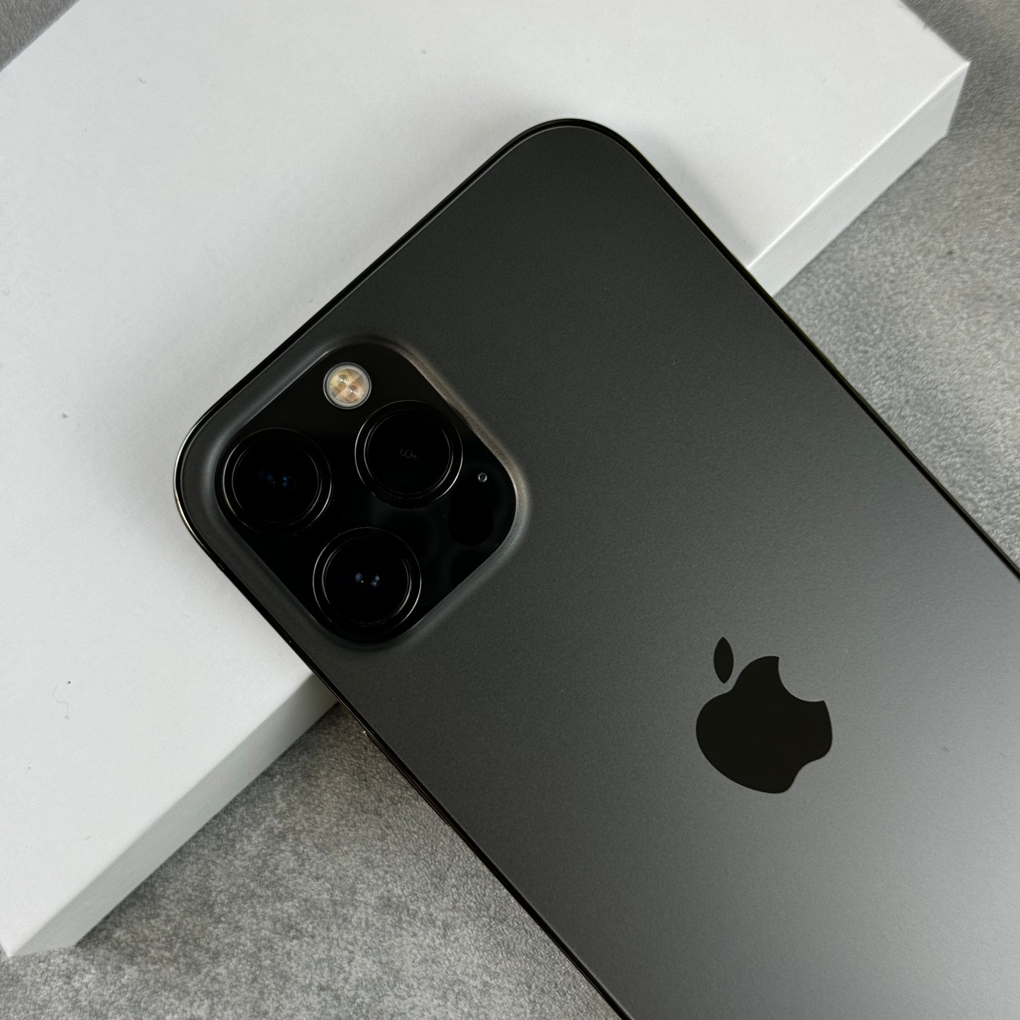 Apple iPhone 12 Pro Max Graphite (Unlocked)