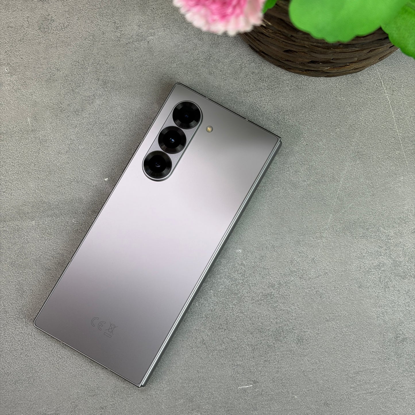 Samsung Galaxy Z Fold6 Silver Shadow (Unlocked)
