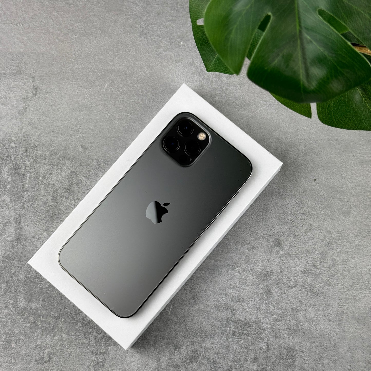 Apple iPhone 12 Pro Graphite (Unlocked)
