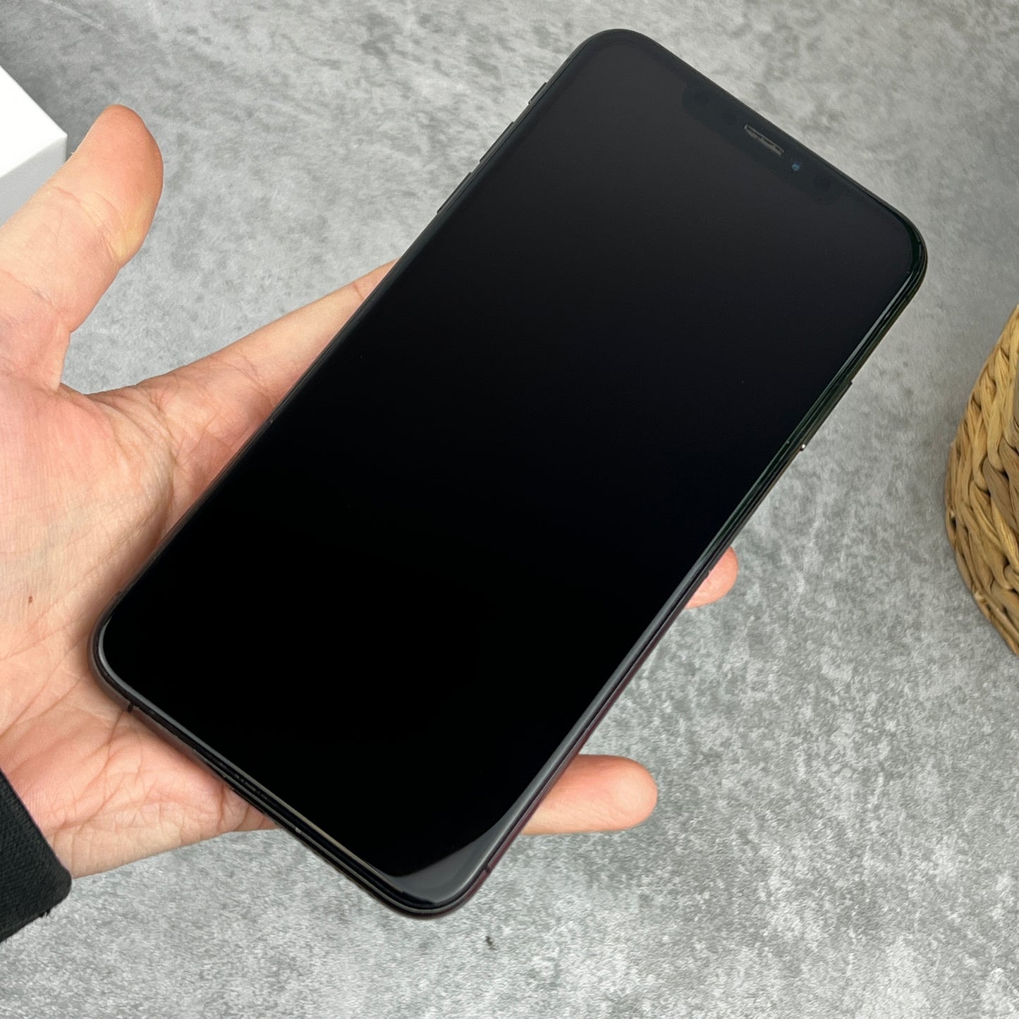 Apple iPhone XS Max 256GB in Space Grey (CLEARANCE)