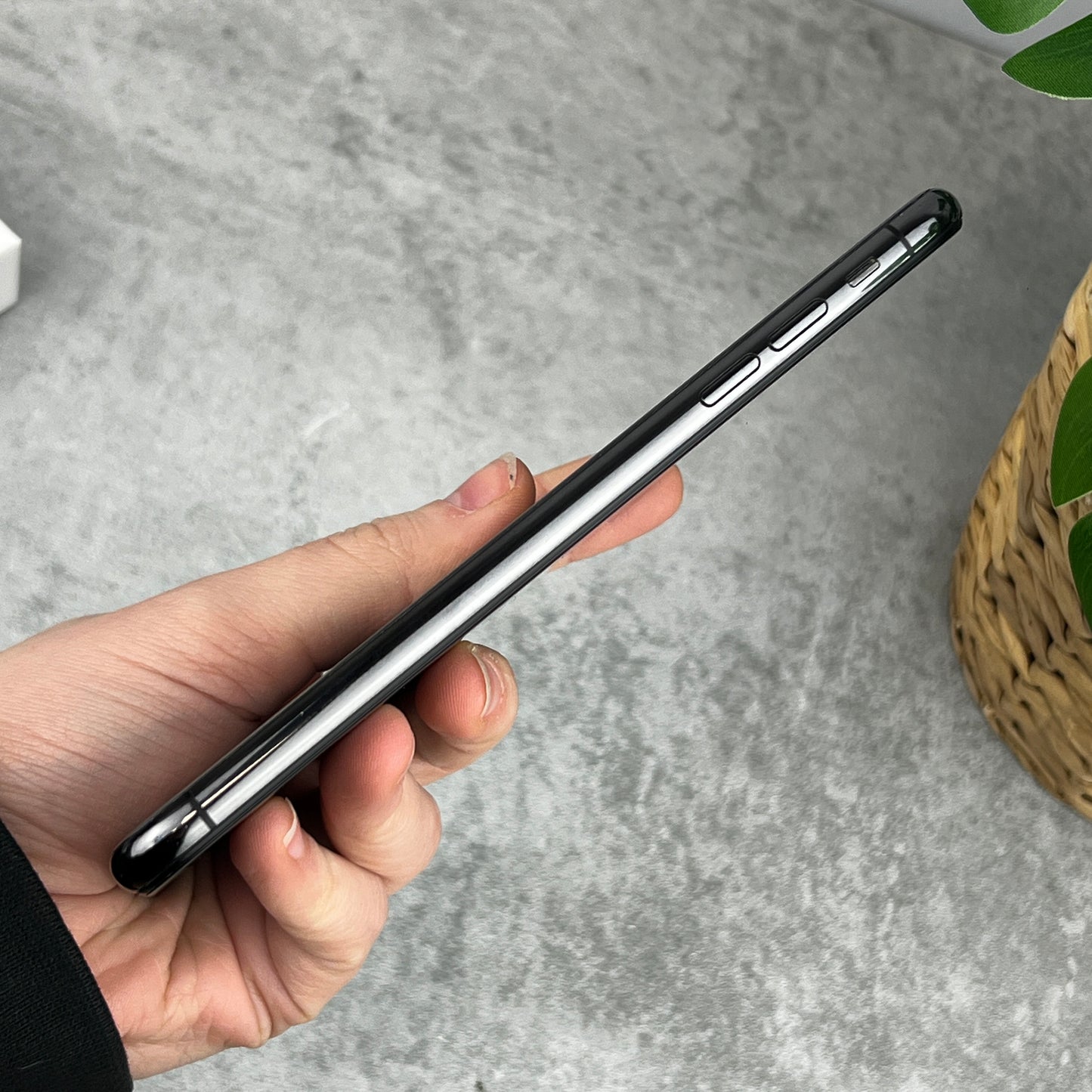 Apple iPhone XS Max 256GB in Space Grey (CLEARANCE)