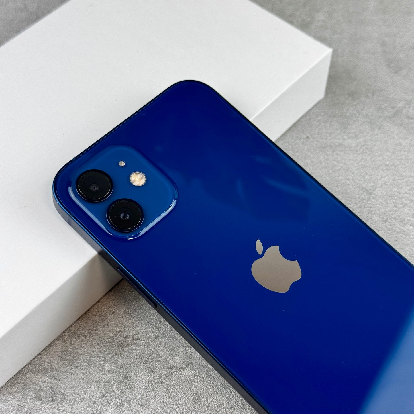 Apple iPhone 12 Blue (Unlocked)