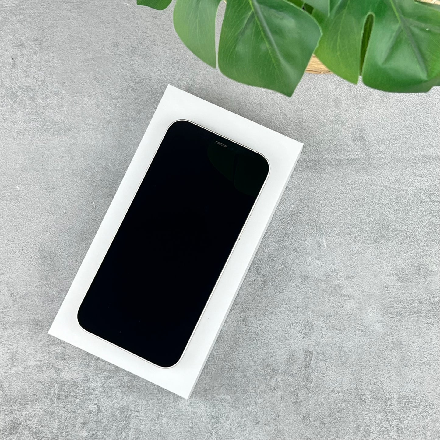 Apple iPhone 12 White (Unlocked)