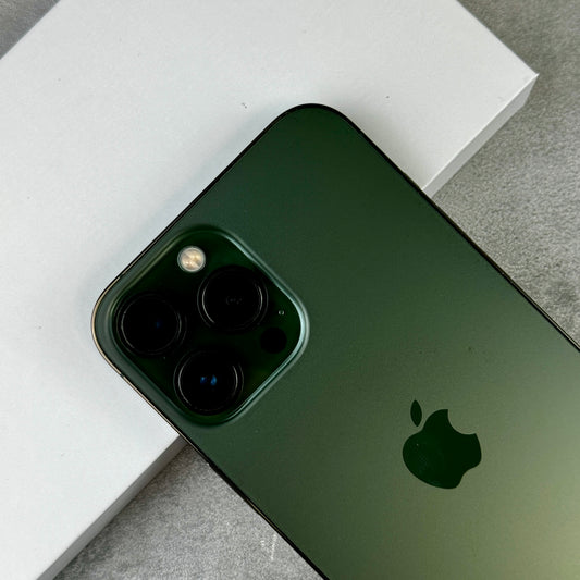 Apple iPhone 13 Pro Max Alpine Green (Unlocked)