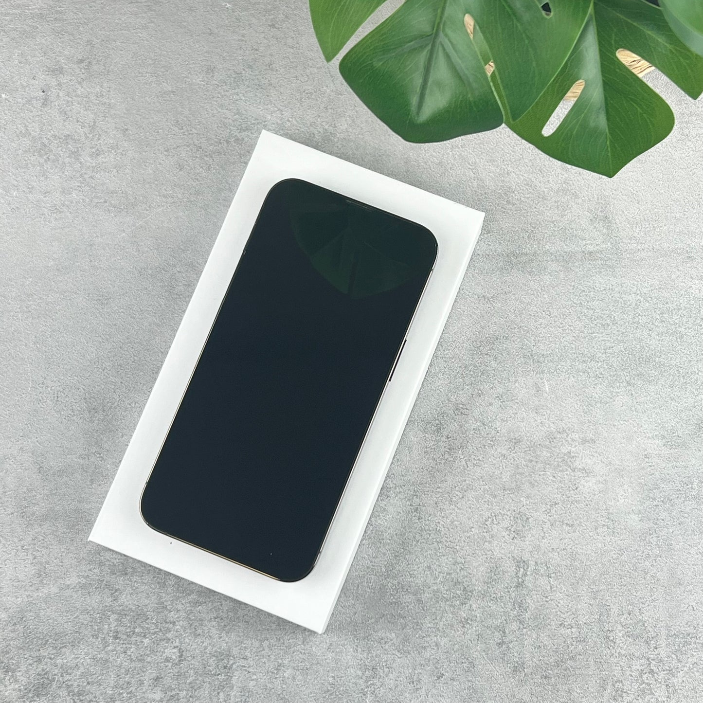 Apple iPhone 13 Pro Alpine Green (Unlocked)