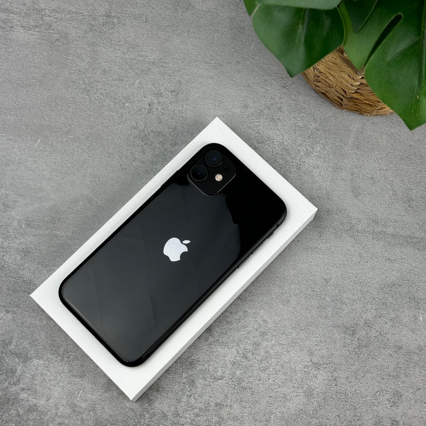 Apple iPhone 11 64GB Black (Unlocked)