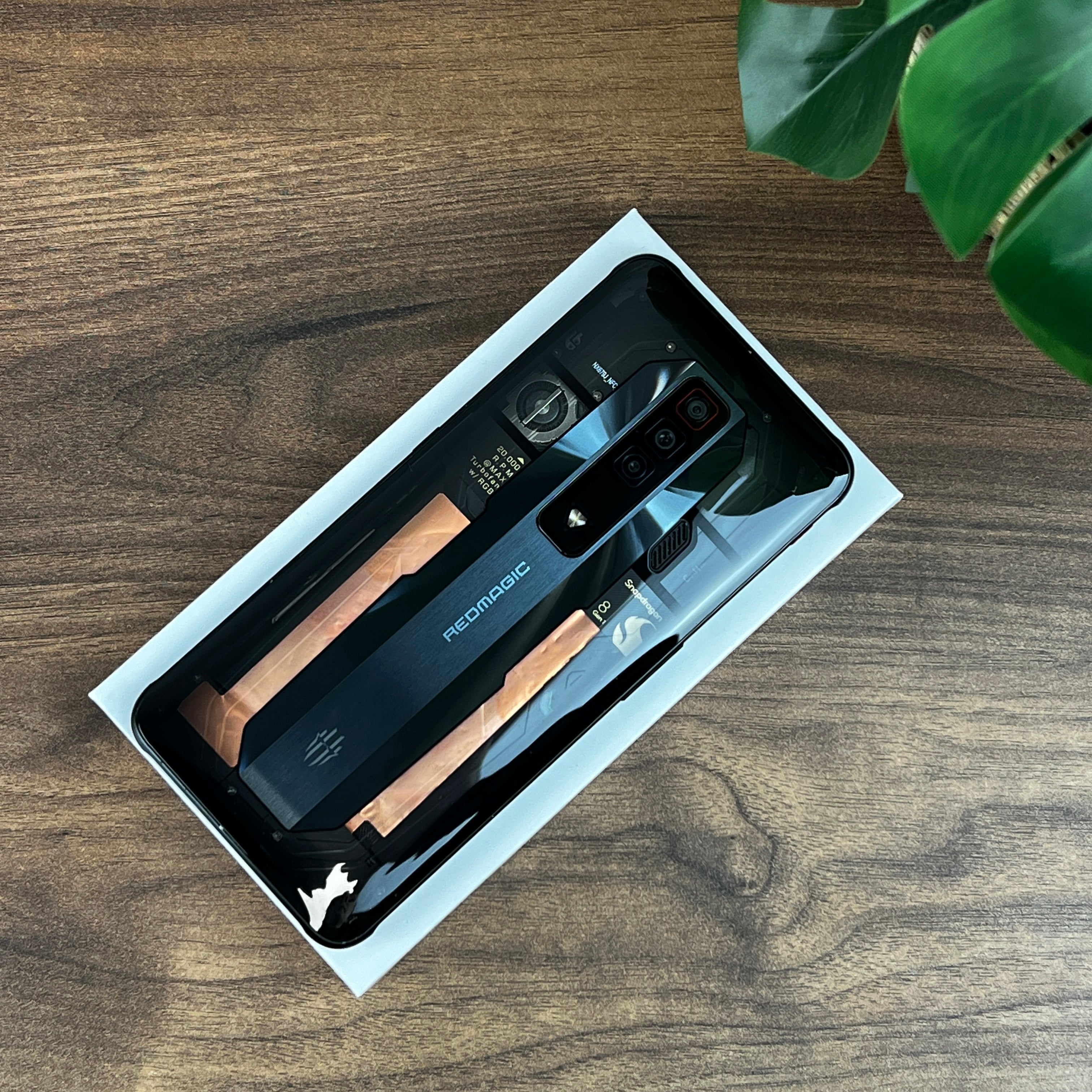 Shop Redmagic 7 128GB 5G Obsidian (Unlocked) | Haverhill – Calatech