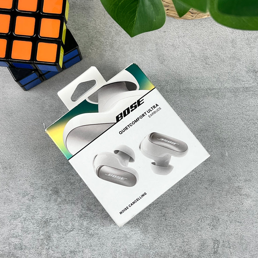 Bose QuietComfort Ultra Earbuds in White (BRAND NEW)