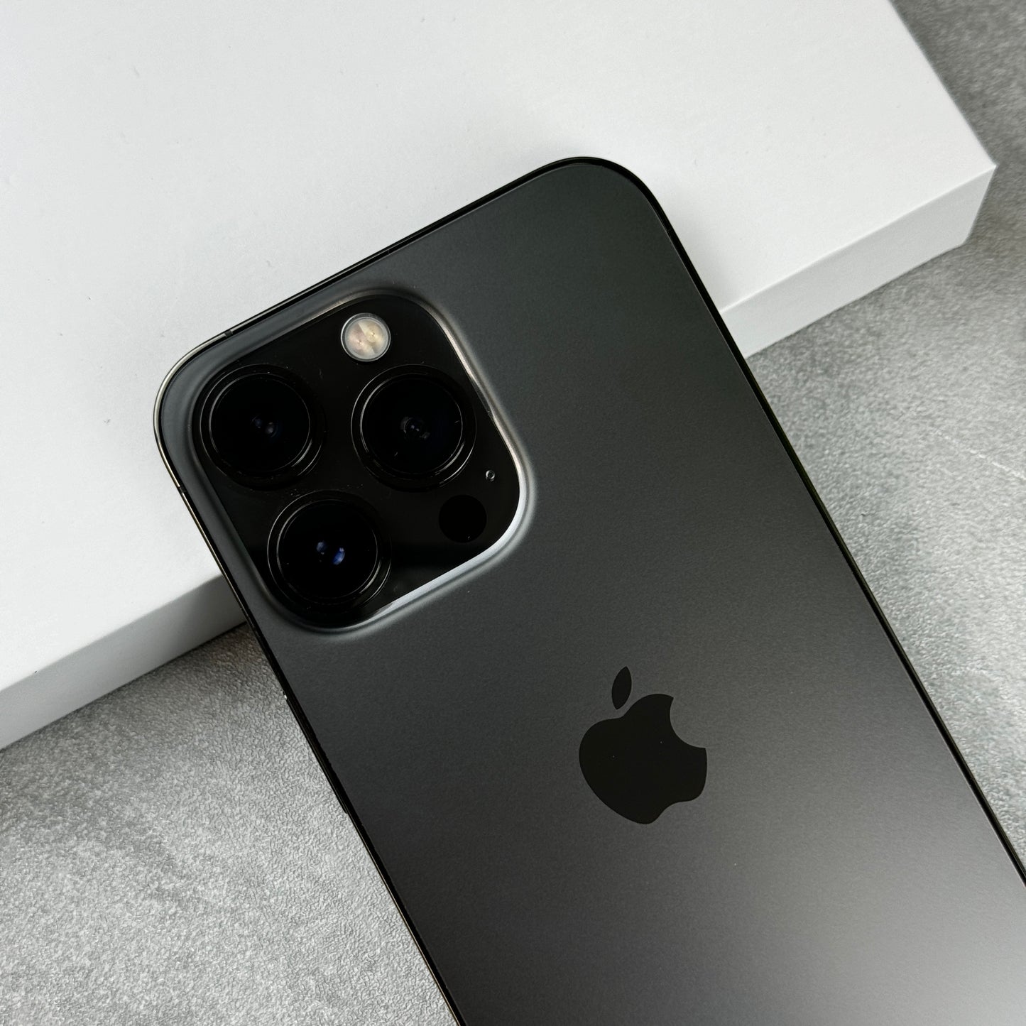 Apple iPhone 13 Pro Graphite (Unlocked)