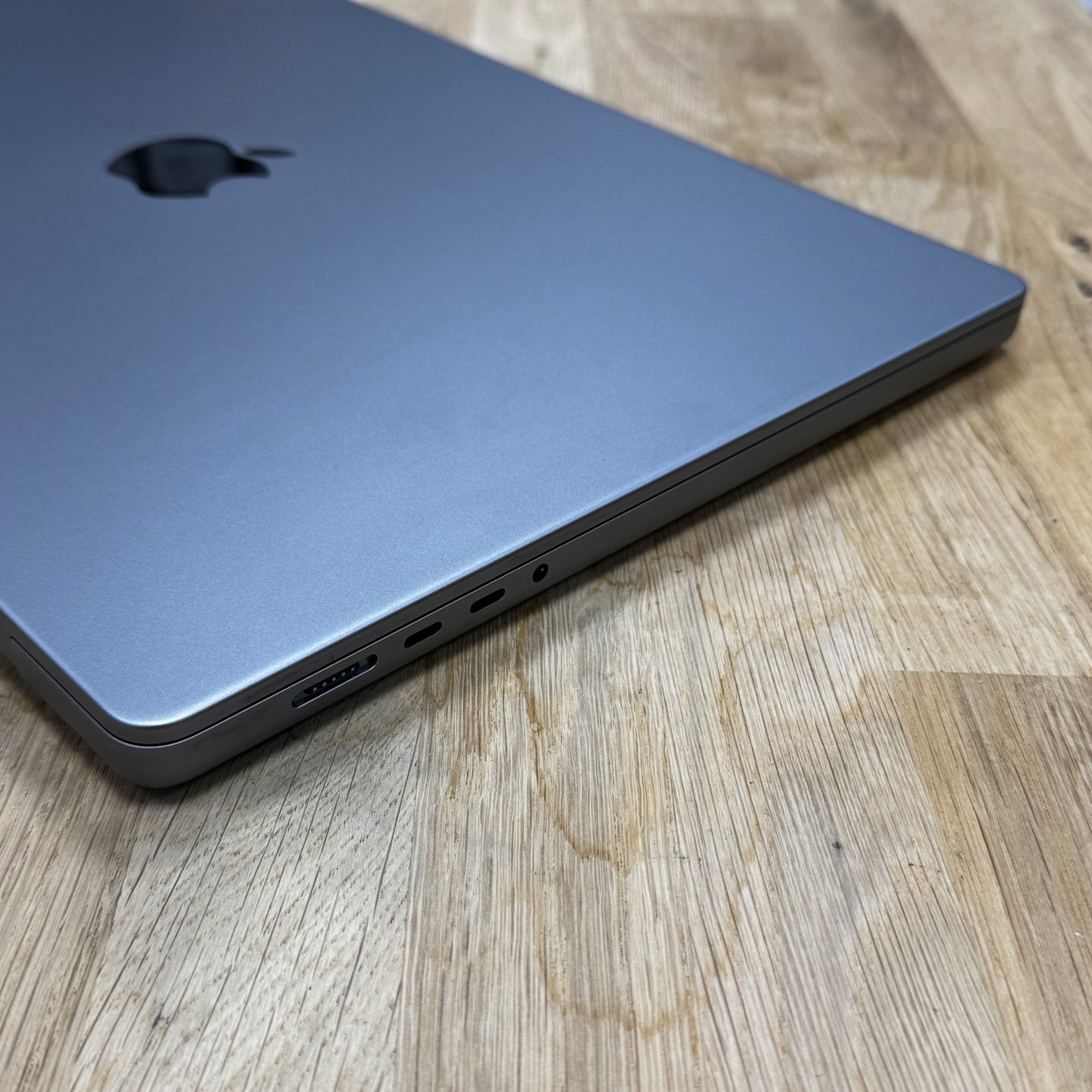 MacBook Pro M2 Pro (16-Inch) A2780 (2023) Space Grey | 512GB | 16GB Ram