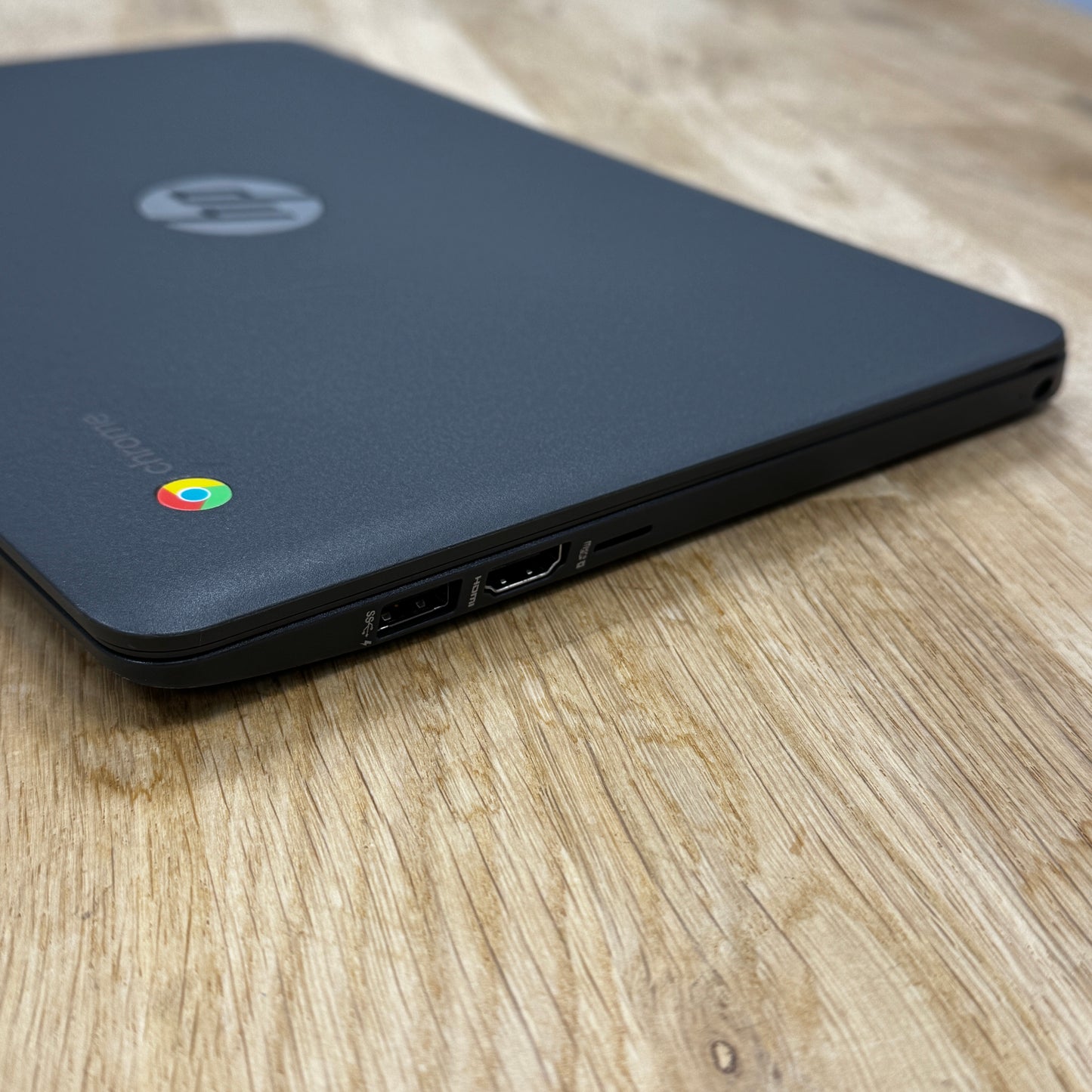 HP Chromebook (11-v51sa) Google Chrome OS | 16GB Storage.