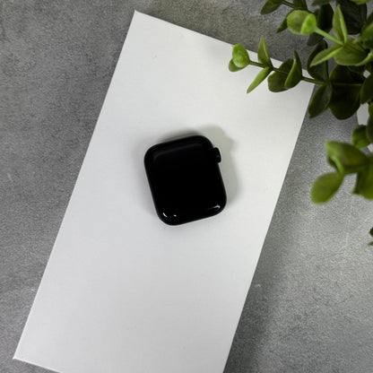 Apple Watch SE (3rd Gen) 40mm Midnight (2025)