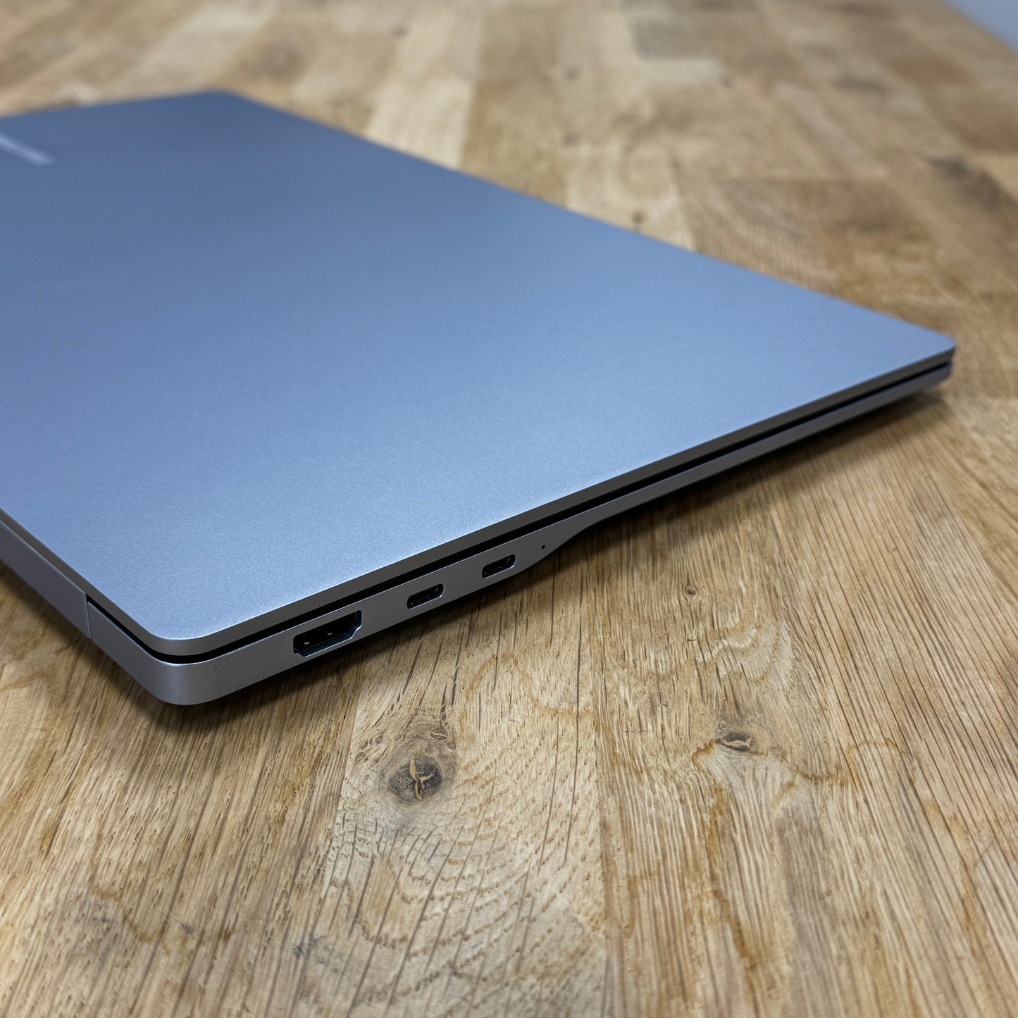 Samsung Galaxy Book5 Edge 5G Sapphire Blue
