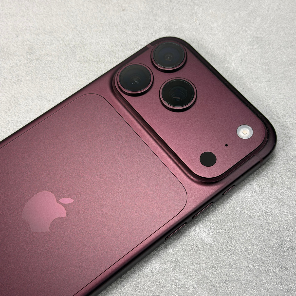 Apple iPhone 18 Pro Max Burgundy (Unlocked)