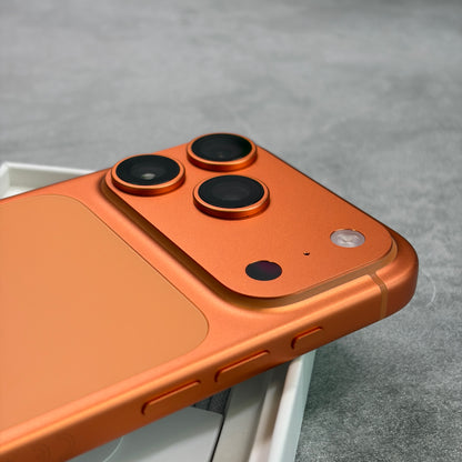 Apple iPhone 17 Pro Cosmic Orange (Unlocked)
