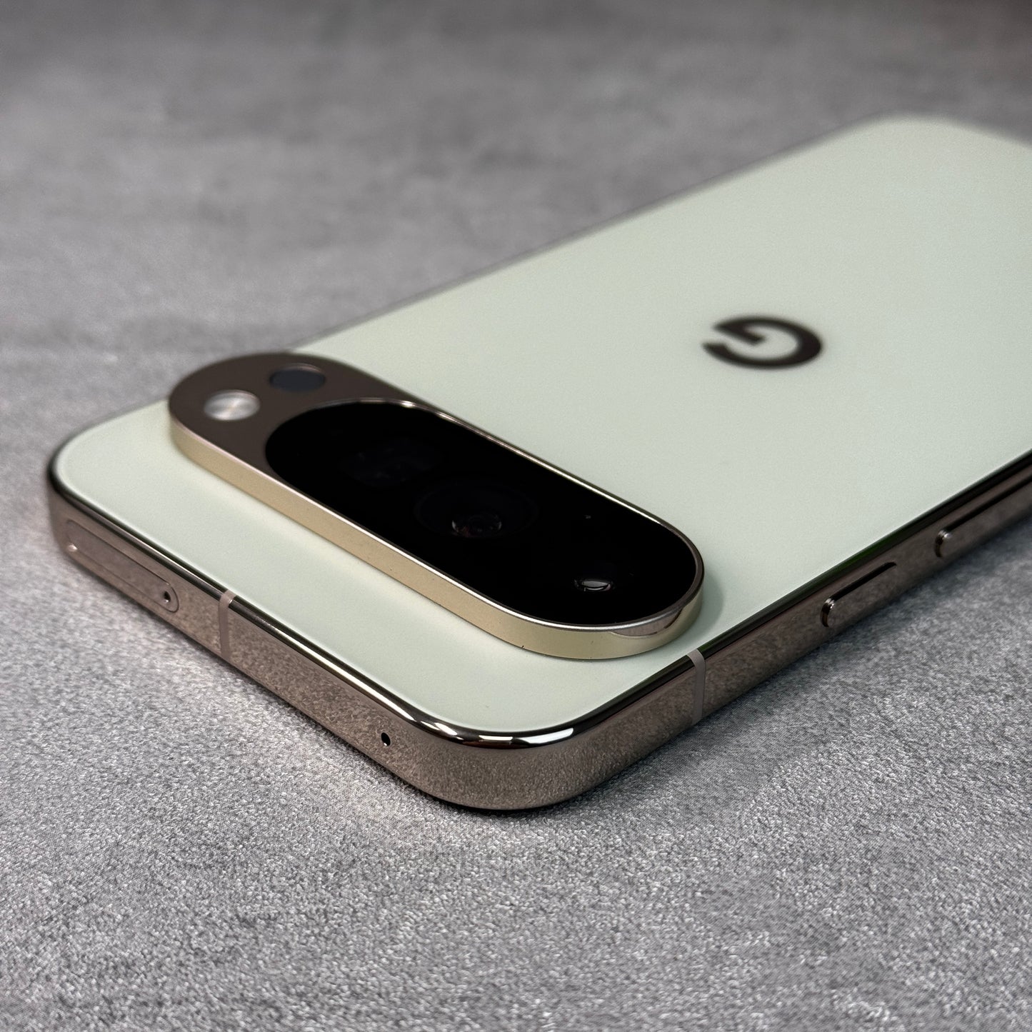 Google Pixel 10 Pro XL Jade (Unlocked)