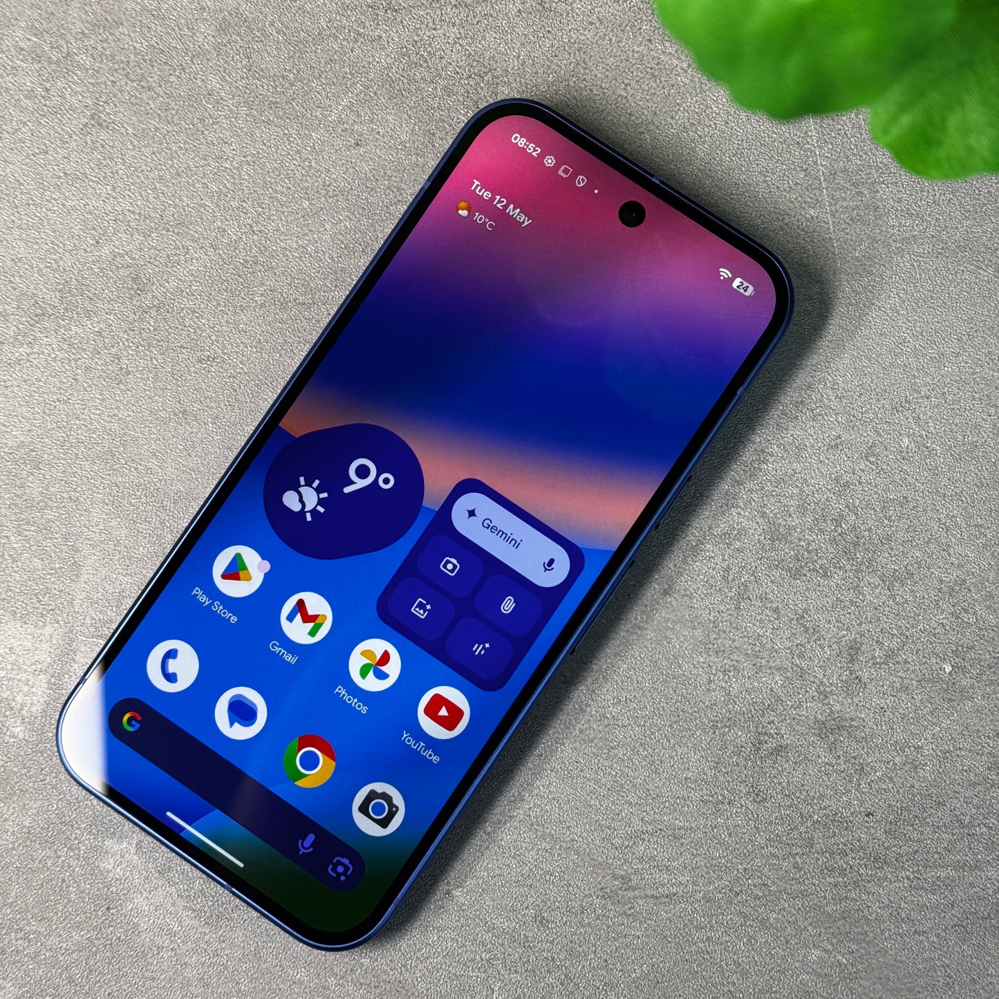 Google Pixel 10 Indigo Blue (Unlocked)