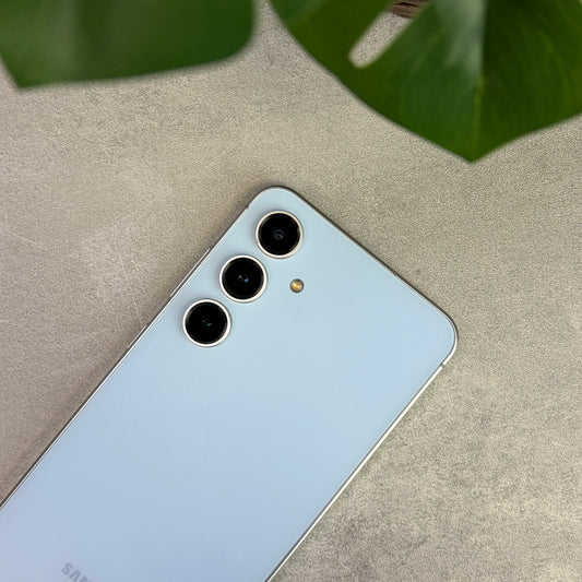 Samsung Galaxy S24 FE Blue (Unlocked)