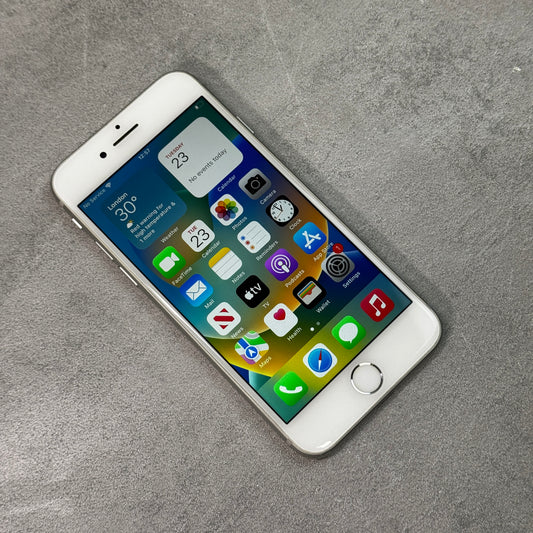 Apple iPhone 8 64GB Silver (Unlocked)
