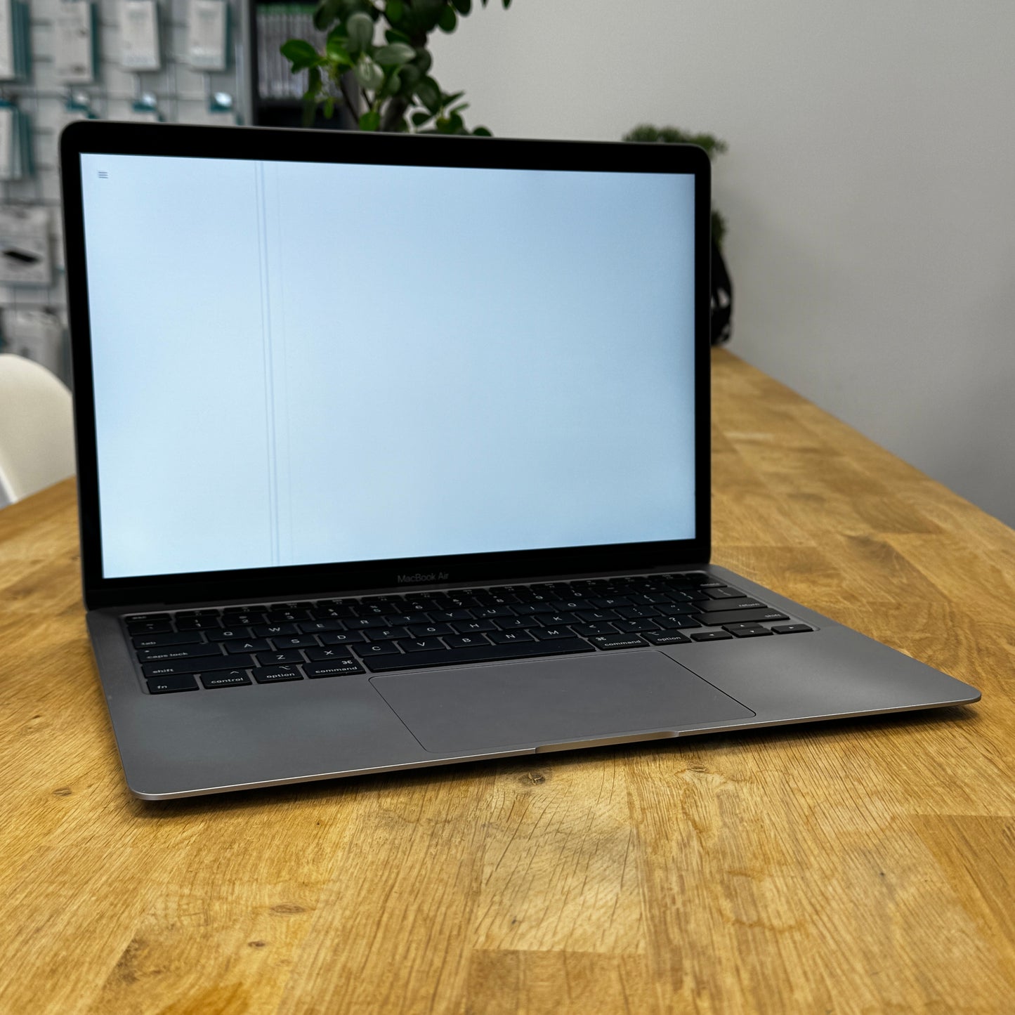 Apple Macbook Air 256GB Grey (Unlocked)
